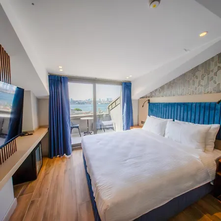 The Palm Bosphorus 3*