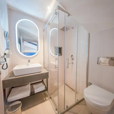 The Palm Bosphorus Hotel Istambul