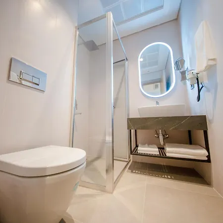 The Palm Bosphorus Hotel 3*