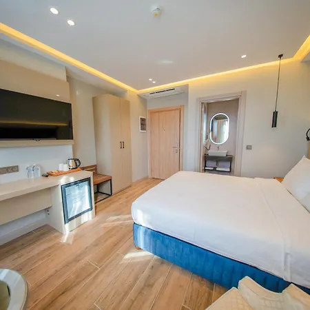 The Palm Bosphorus Hotel 3*