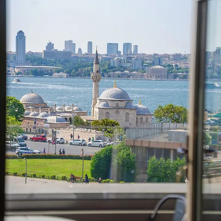 The Palm Bosphorus