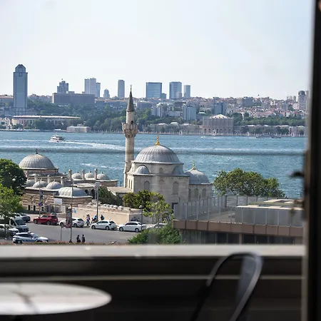 The Palm Bosphorus 3*