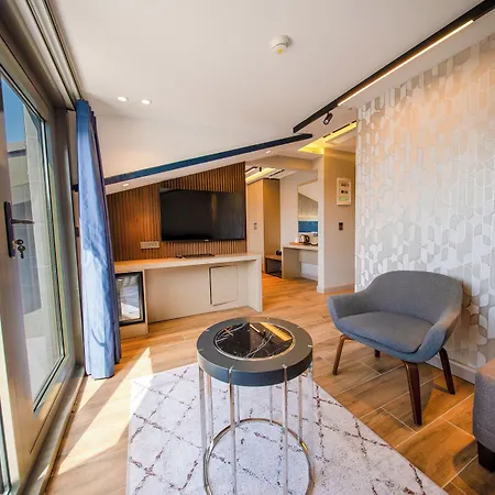 The Palm Bosphorus Hotel 3*