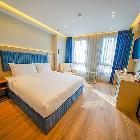 The Palm Bosphorus Hotel 3*