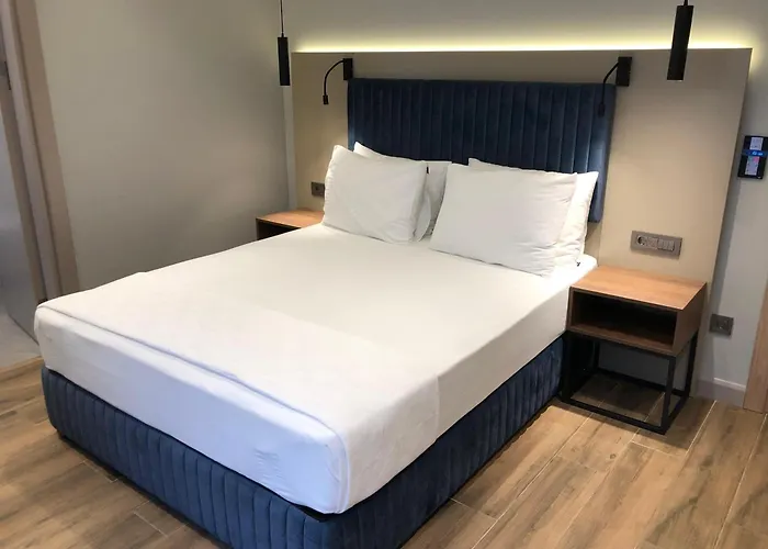 The Palm Bosphorus 3*