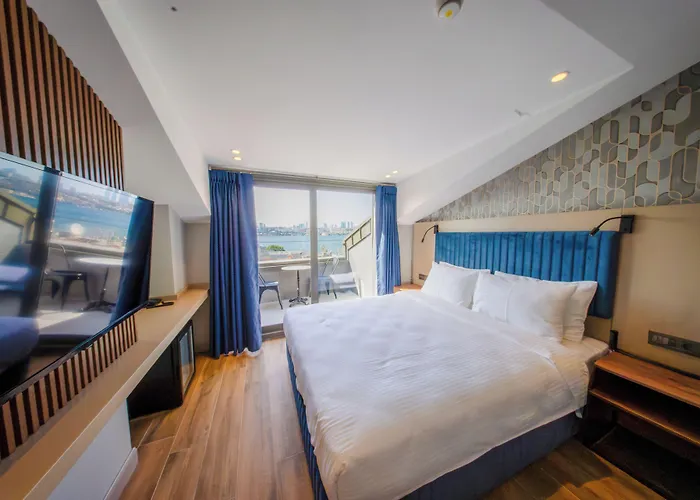 The Palm Bosphorus Hotel Istanbul