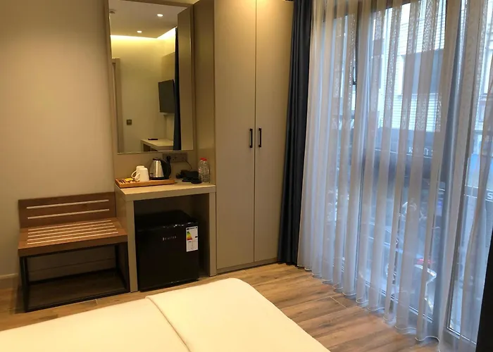 Отель The Palm Bosphorus Стамбул