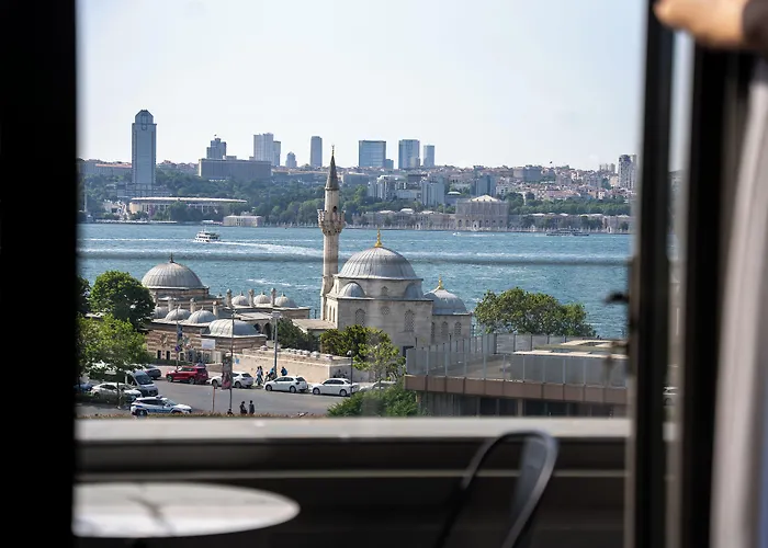 The Palm Bosphorus 3*